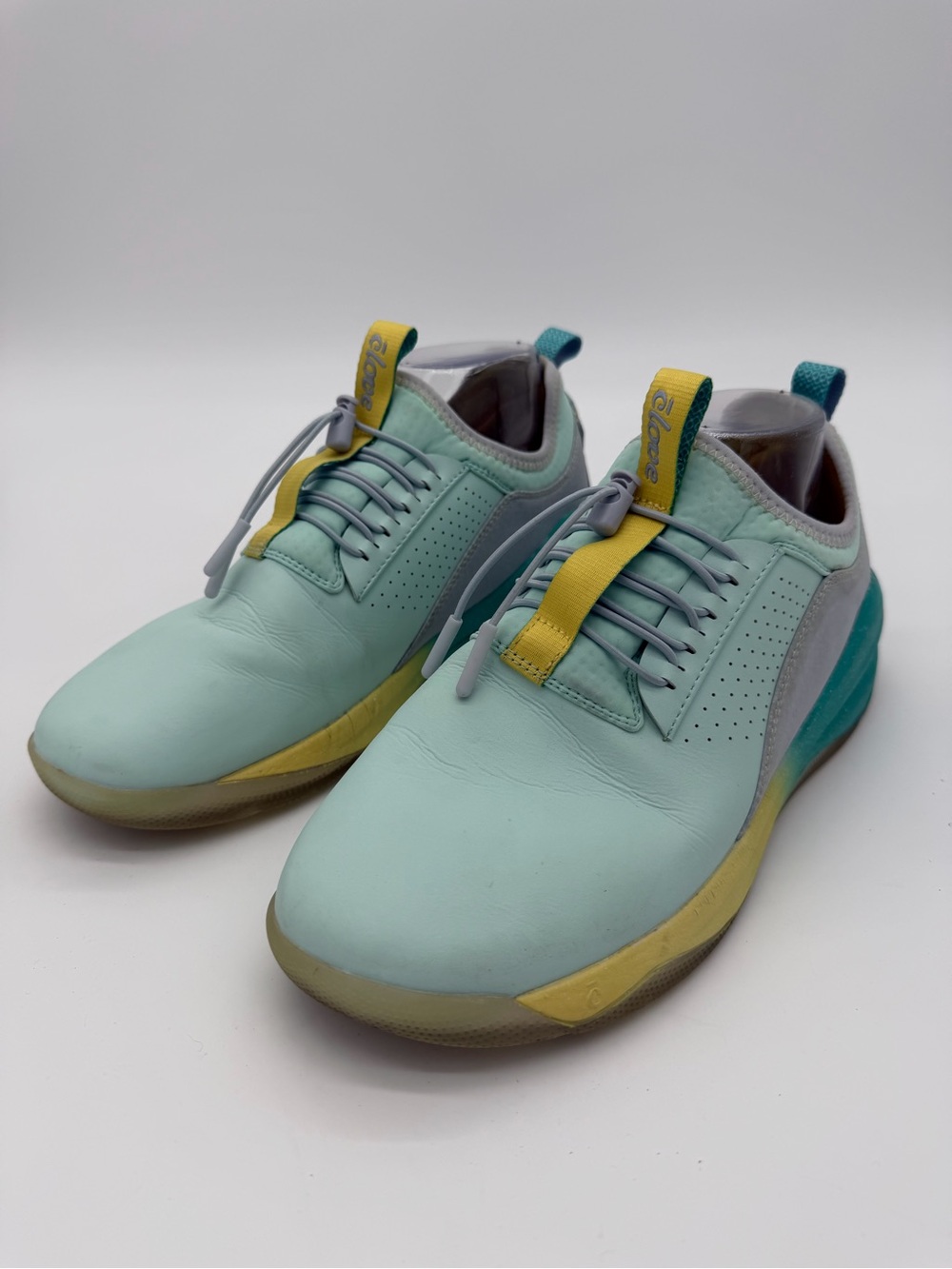 Clove Classic sneakers Apple Jade size 9.5 Women’s